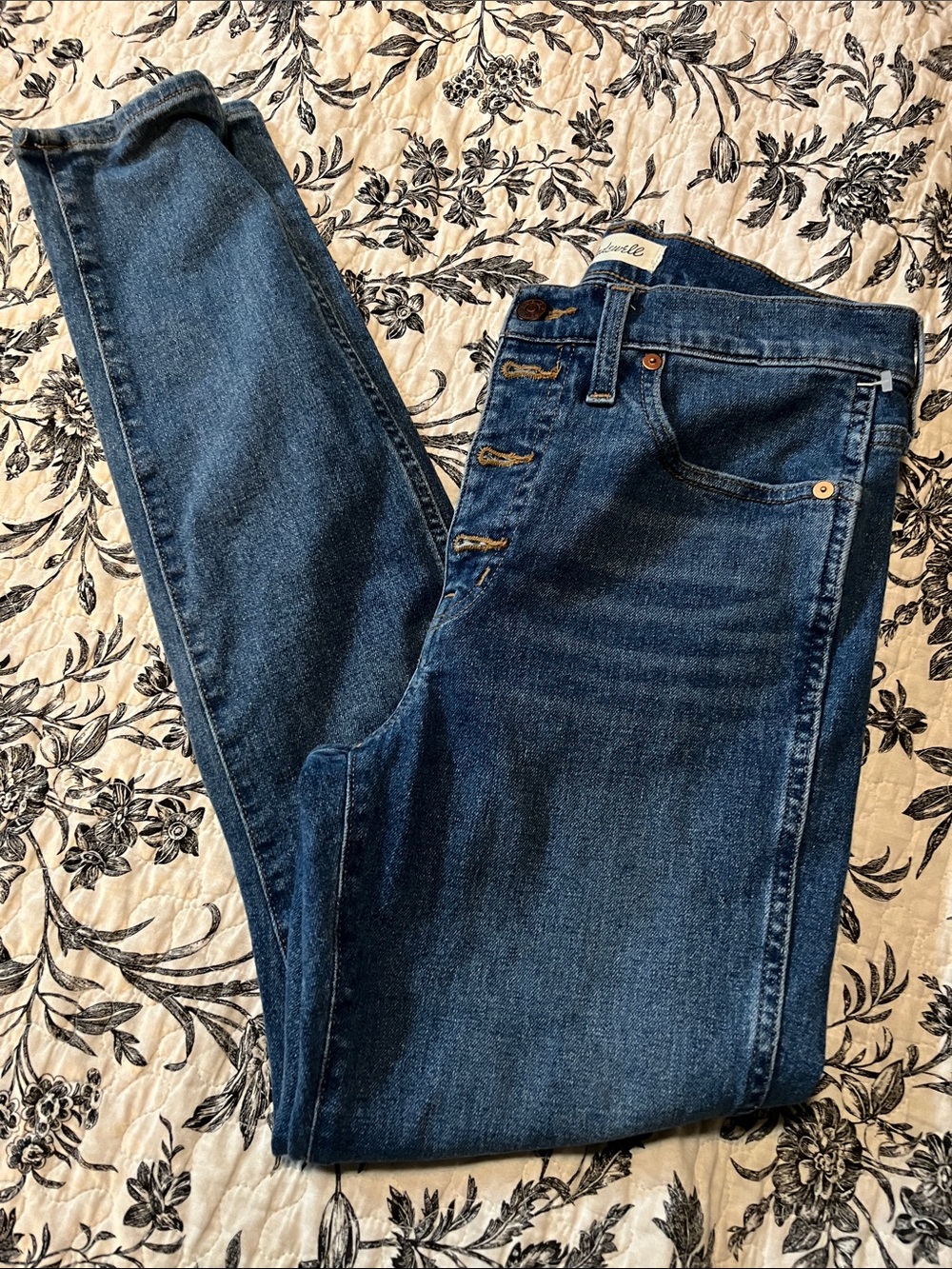 Madewell Skinny Jeans in Dark Blue Wash